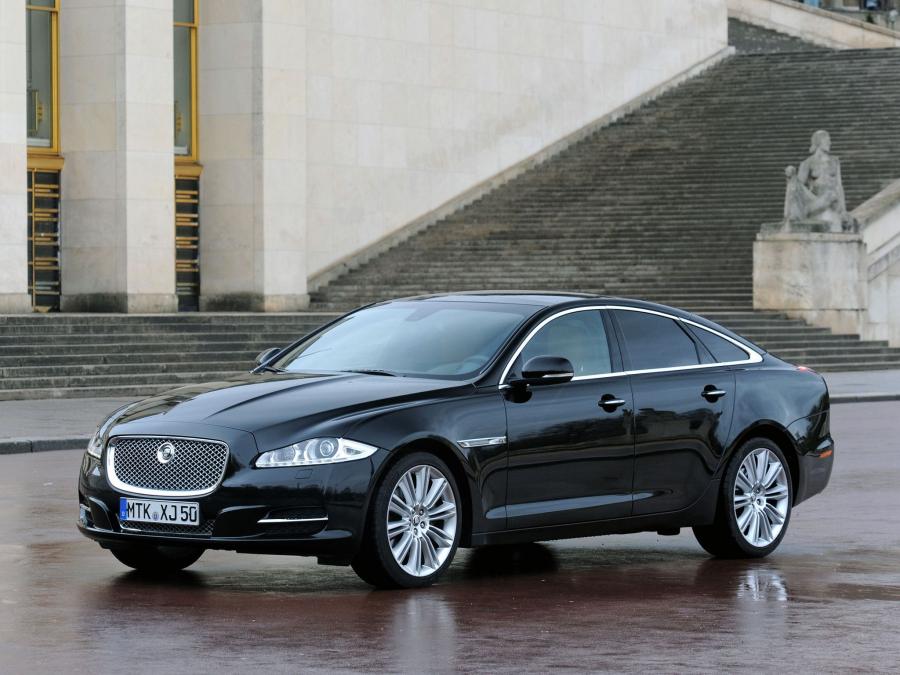  Jaguar XJ 2009 года  (фото 24 из 142)